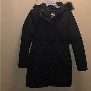 The North Face Women’s “Arctic Parka”-Black